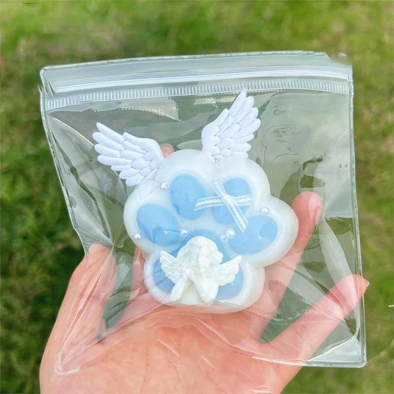 New Simulated Baroque Cat Paw Decompression Toys Kawaii Cartoon Antistress Squishy Stress Relief Slow Rising Toys For Adult Kids H260402