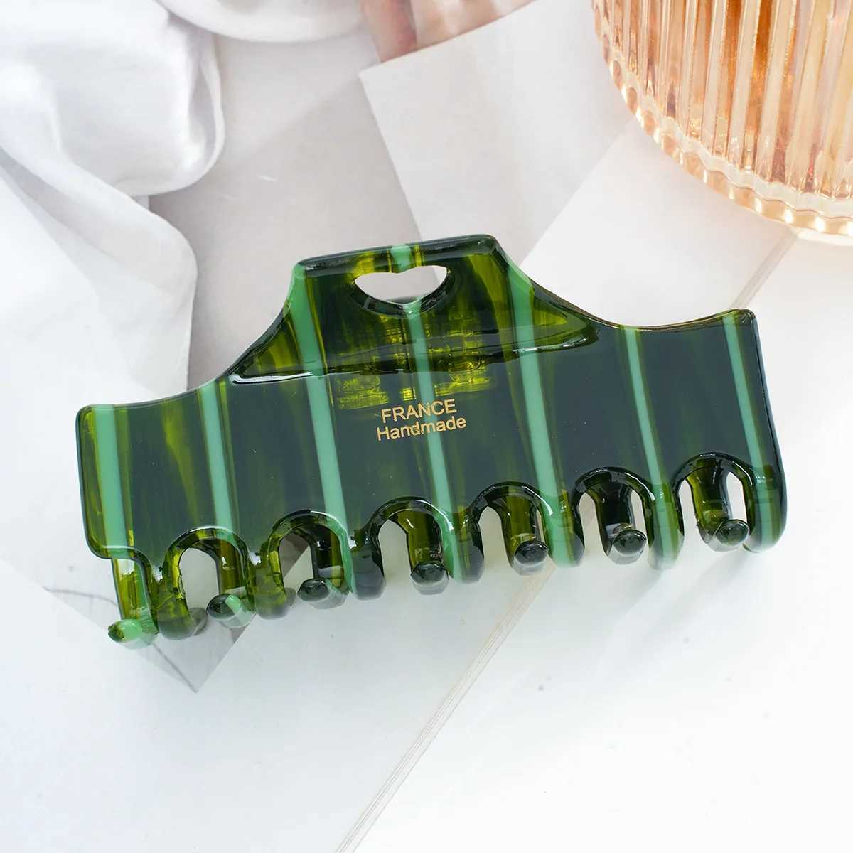 1pc New striped contrasting grip clip large shark clip hair clip womens back of the head hair grip clip headband H260402