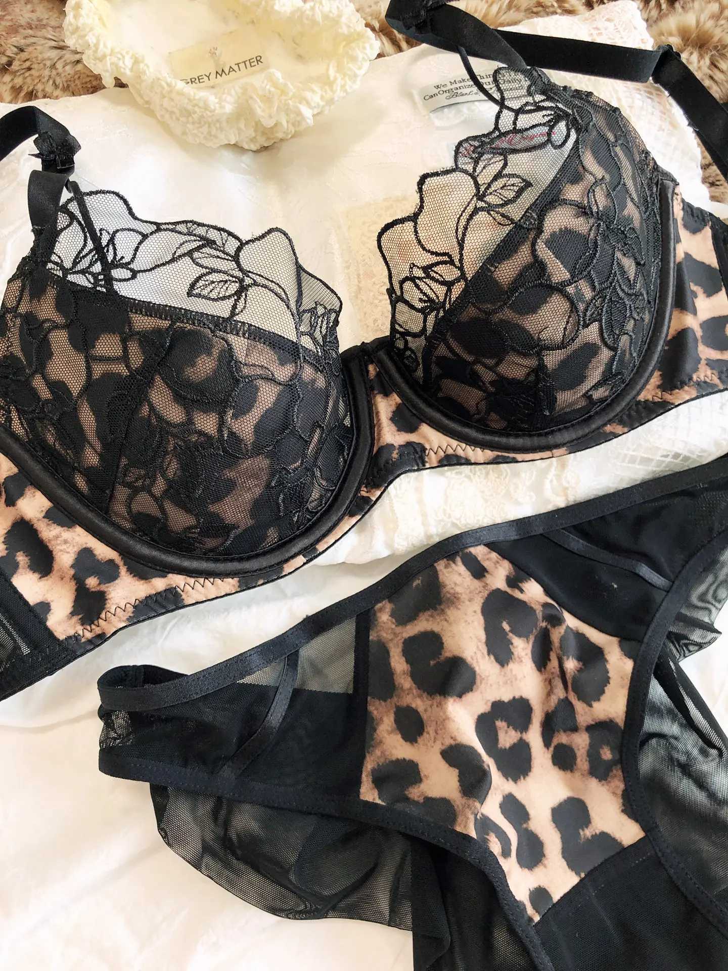Leopard Print Women Lingerie Set French Lace Flowers Embroidery Mesh Bra Comfort Push Up Brassiere Charm Ladies Underwear Z260402