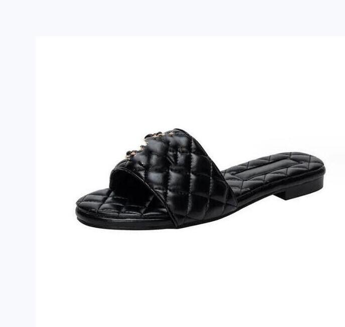 Luxury Metallic Slide Sandals Designer Slides Women's Slippers Shoes Summer Sandal Fashion Wide Flat Flip Flops Slipper For Women Low Heel Shoes Size 35-42 C957