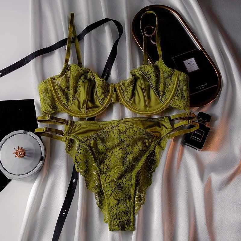 Hot Bra for Women Half Cup Ultra-thin Lace Large Breasts Show Small Chest Anti-sagging Bra Set Lencerias Underwear Z260402