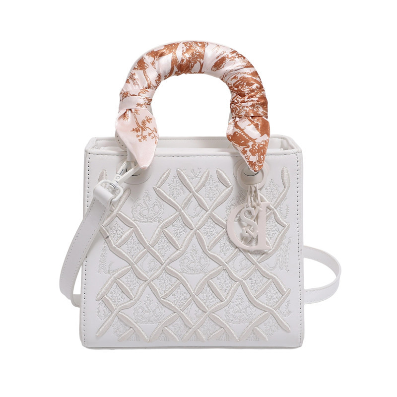 2026 Summer New Embroidered Versatile Designer Lady Bag Fashion Silk Scarf Casual Trendy Handbag for Women