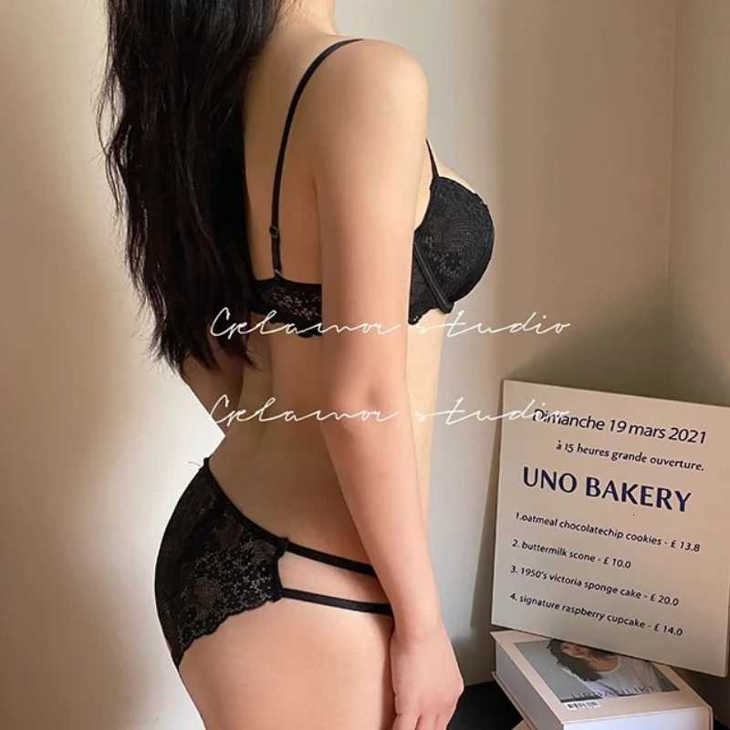Hot Bra for Women Half Cup Ultra-thin Lace Large Breasts Show Small Chest Anti-sagging Bra Set Lencerias Underwear Z260402