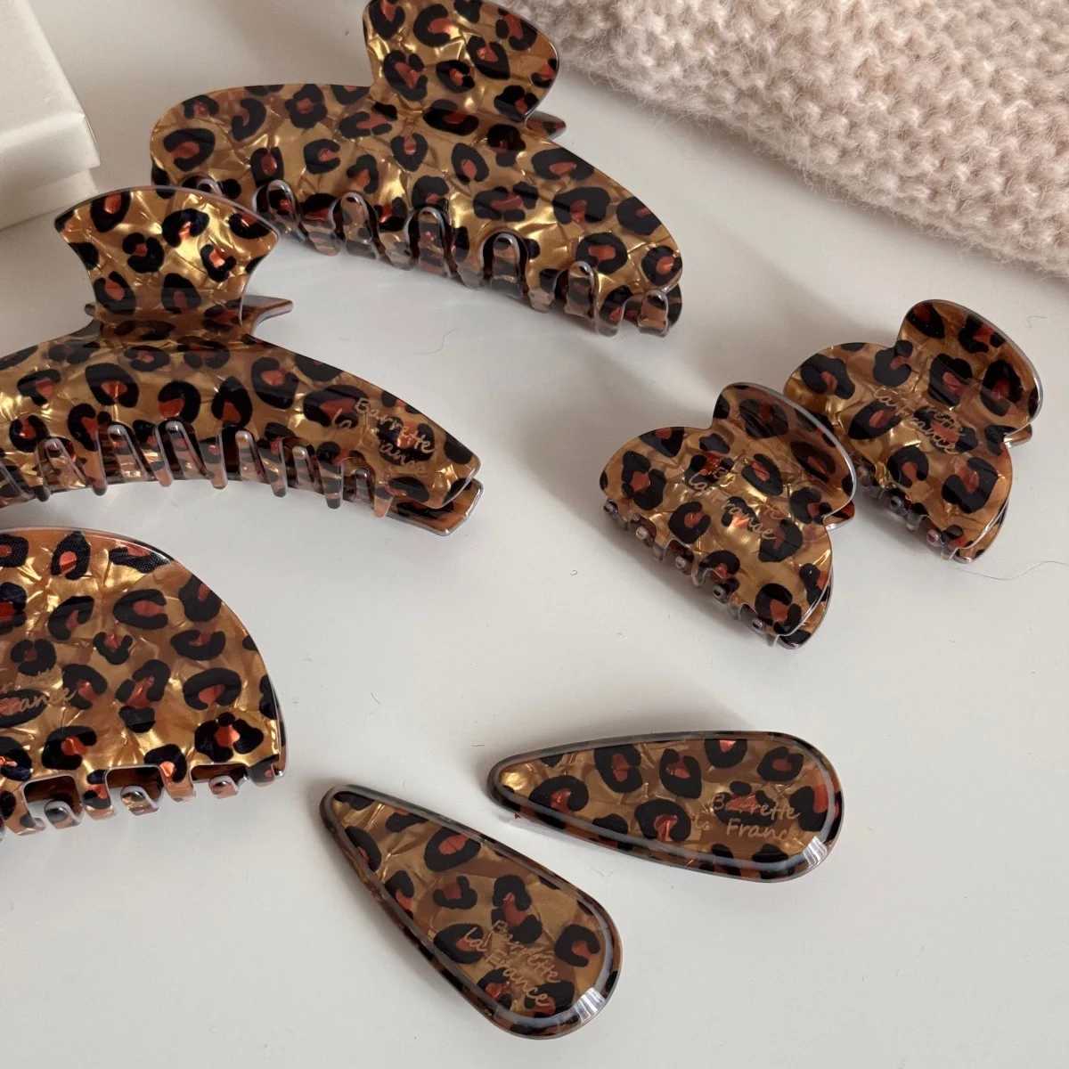 NEW Autumn Winter Coffee Color Acrylic Hair Claw Retro Leopard Print Claw Clip Crab Hair Clip Hair Accessories for Women Girls H260402