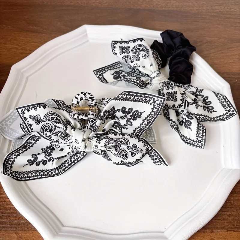 1pc New Double-Sided Cashew Flower Love Clip - Bow Shark Clip Fashionable Summer Holiday Hair Accessory H260402