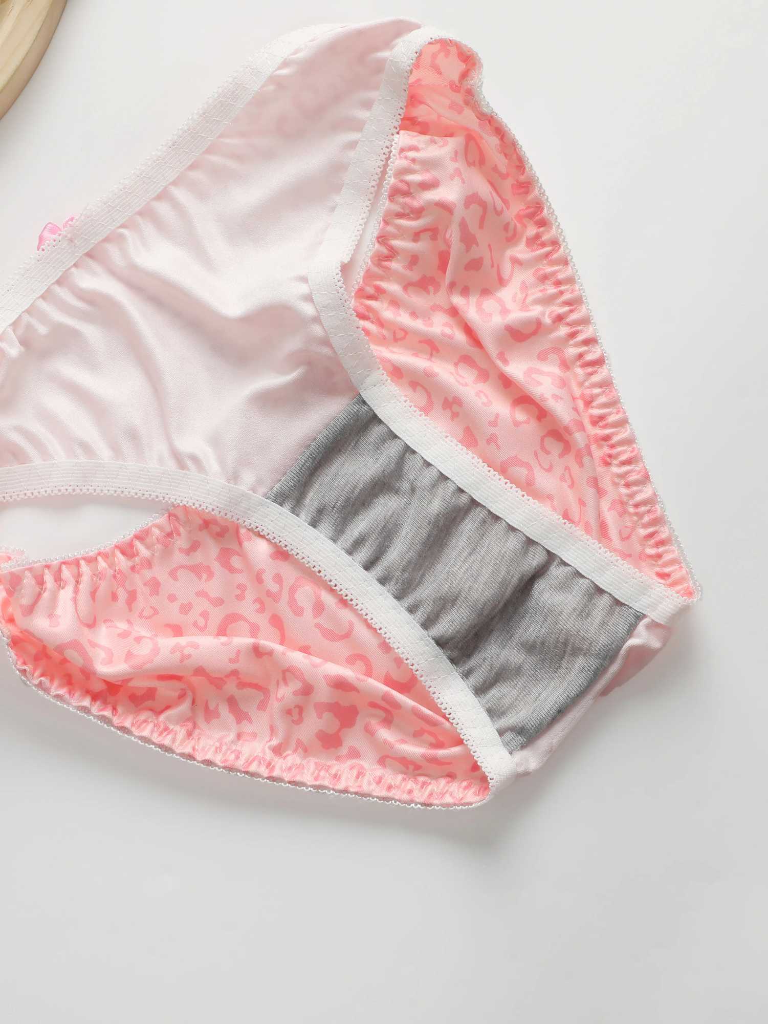 Womens Lingerie Set With Pink Leopard Print Printed Womens Steel Ring Push Up Bra And Underwear Set A2135 Z260402