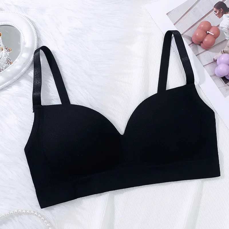 Women Bra Panties Set G-String Sports Bra Crop Top Seamless Underwear Fitness Bra Top Thongs Female Lingerie Set Intimates Z260402