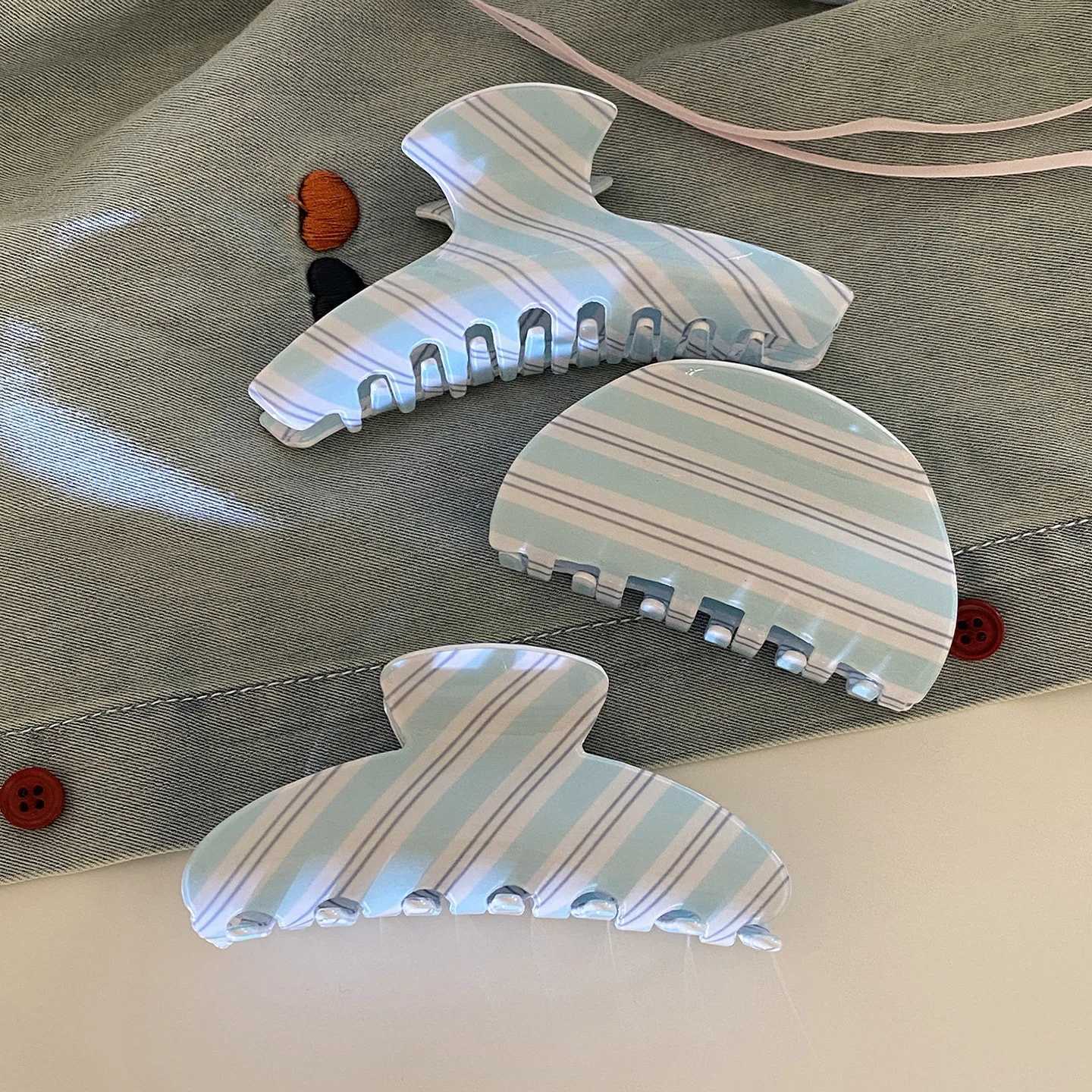 2025 NEW Blue Stripe Series Acetate Hair Claw Korean Style Claw Clips Summer Crab Hair Clips for Women Girls Hair Accessories H260402