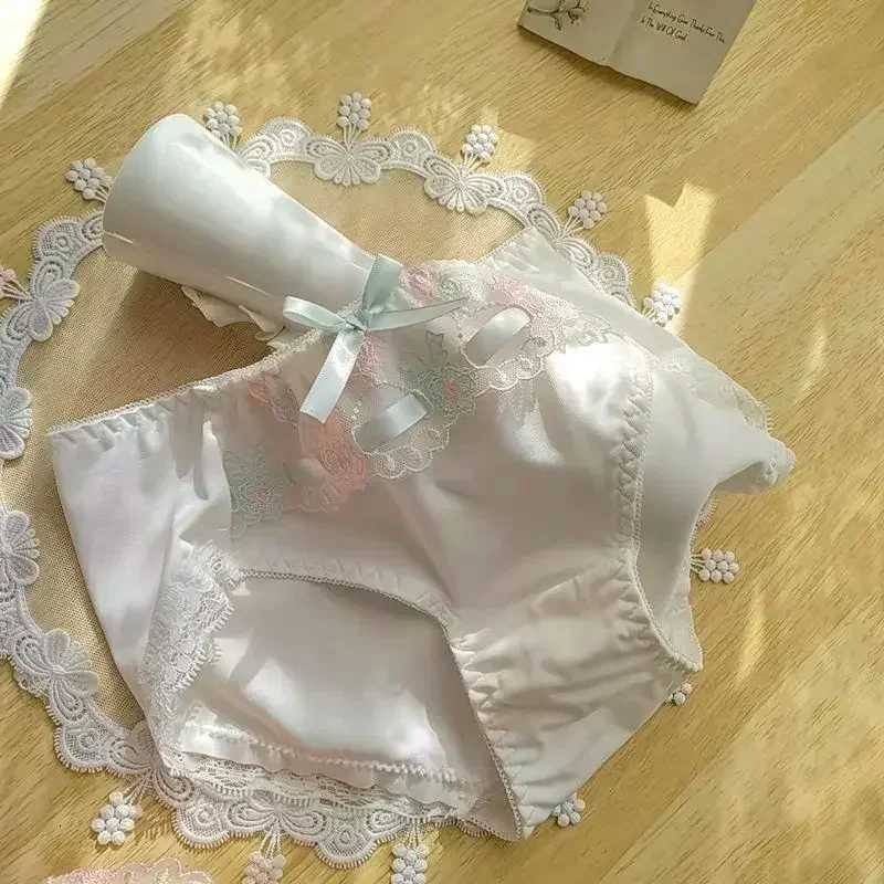 Japanese Embroidered Ribbon Underwear Cute Girlfriend Girls Gather Comfortable Bra Set Z260402