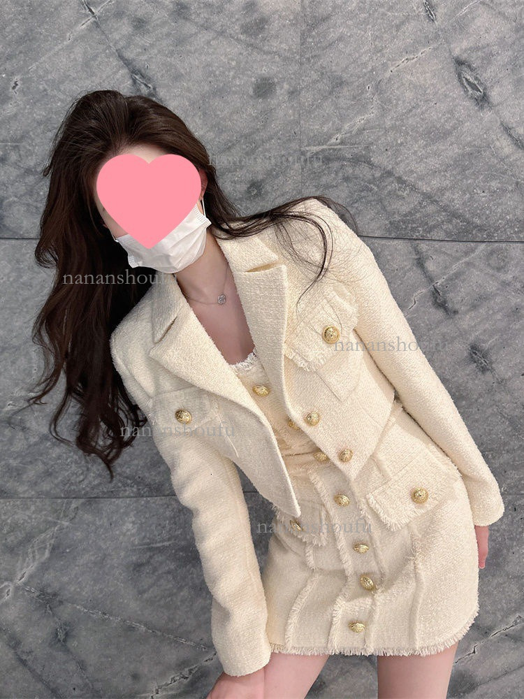 2026 Designer Set Luxury Fashion French Fragrant Weaving New Style Elegant Short Coat With Waist Bag And Hip Skirt Two Piece Set Trendy Casual Women&#