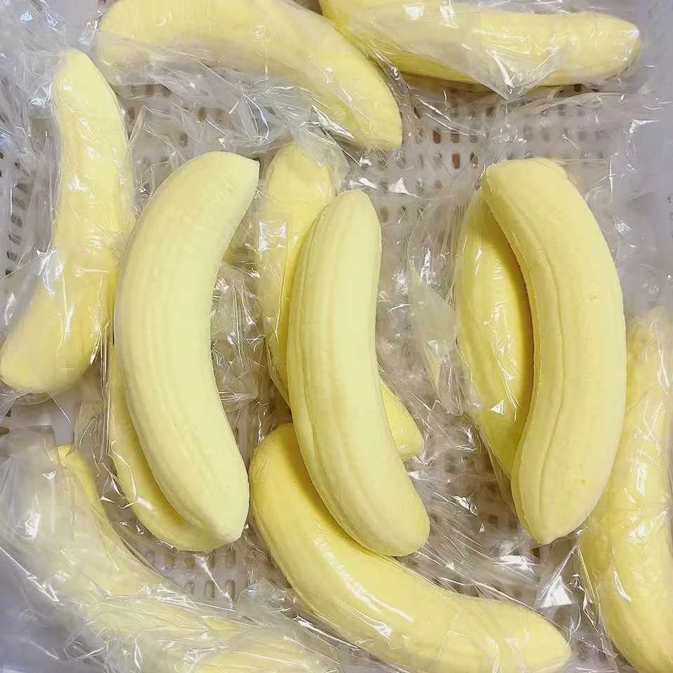 Soft Wet Feel Banana Slow Rebound Squishy Relaxing Kneading Toy for Stress Relief H260402