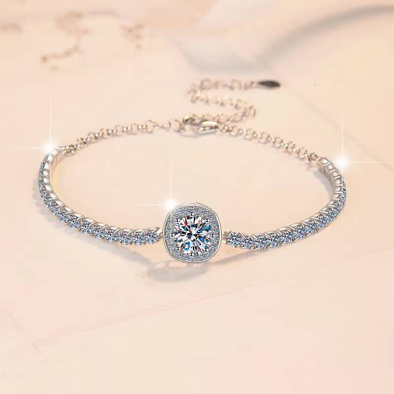 Husky Fine Jewelry Maker Fashion Custom Luxury Crystal 2Ct VVs1 Diamond Moissanite S925 Sterling Silver Bracelet Dangle