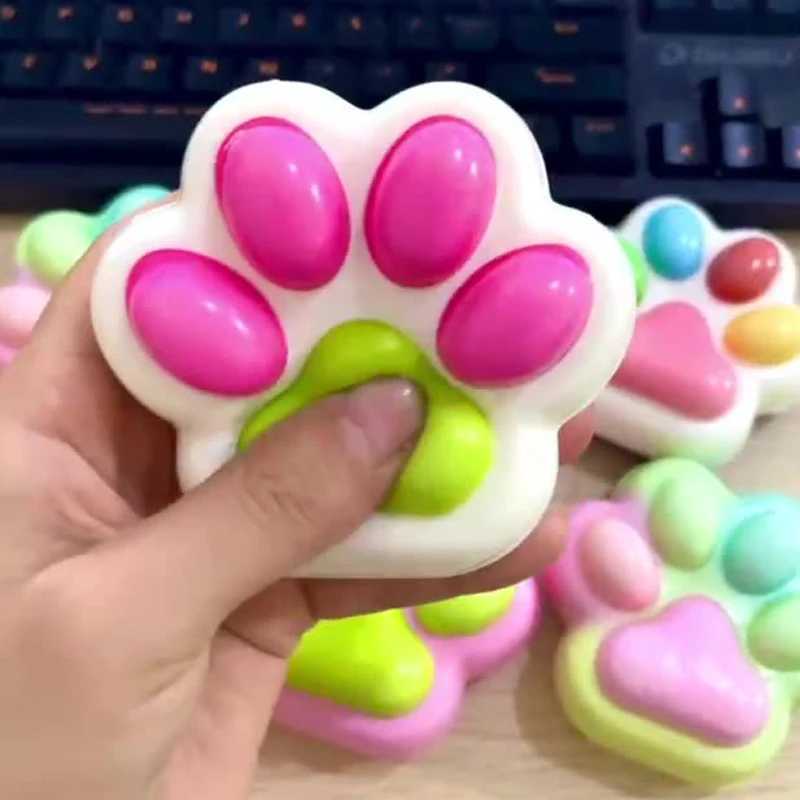 1Pcs Soft Slow Rebound Sticky Stress Relief Relax Toys Squeeze Cat Paw Toys Decompressing Pinching Cat Paw PU Toy H260402