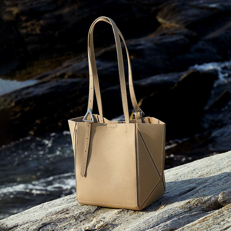 2026 Spring Summer New Top Grain Leather Tote Bag for Women Geometric Design Convertible Shoulder Bag Large Capacity Genuine Leather Crossbody Bag SEN