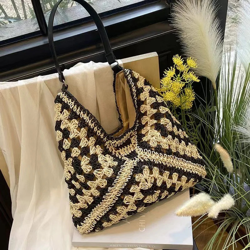 Color Block Straw Weaving Shoulder Bag Large Capacity Summer Beach Vacation Bag Underarm Bag Simple Urban Style Polyester Lining 260330