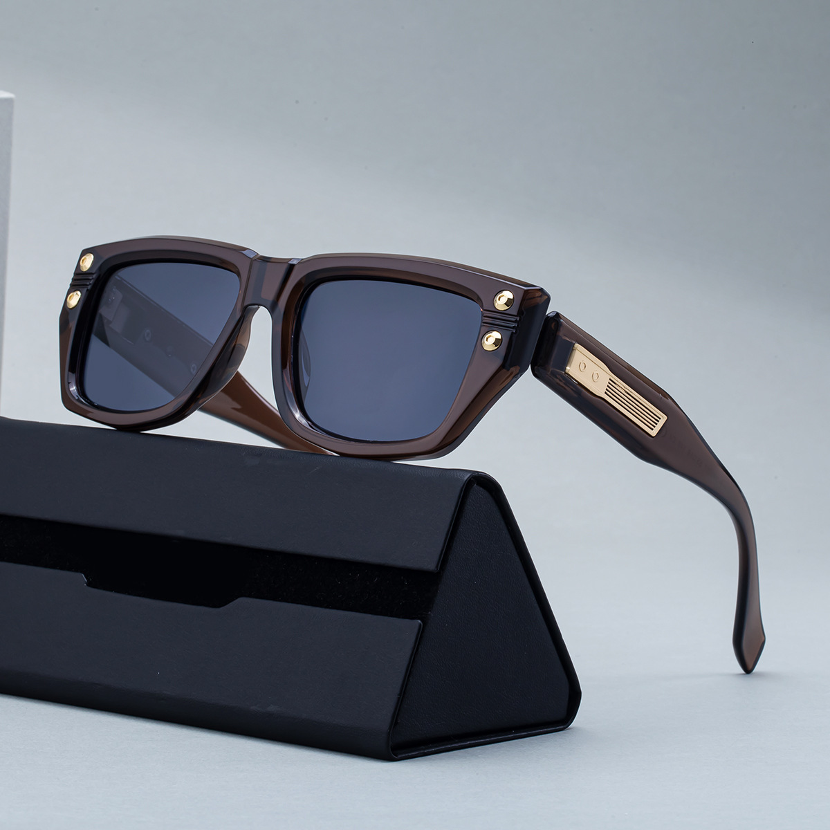 2025 New Fashion Square Frame Polarized Outdoor Trendy Personalized Sun Protection Sunglasses for Men,