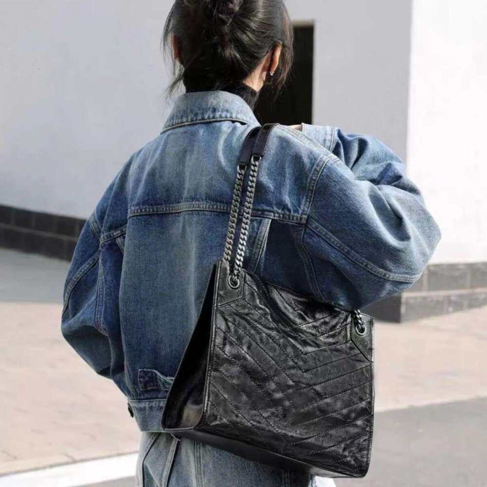 Women's Genuine Leather Bag, First Layer Oil Wax Leather, Shoulder Underarm Bag, Large Capacity Tote Bag, Rhombus Chain Bag, Luxury Ladies Handba