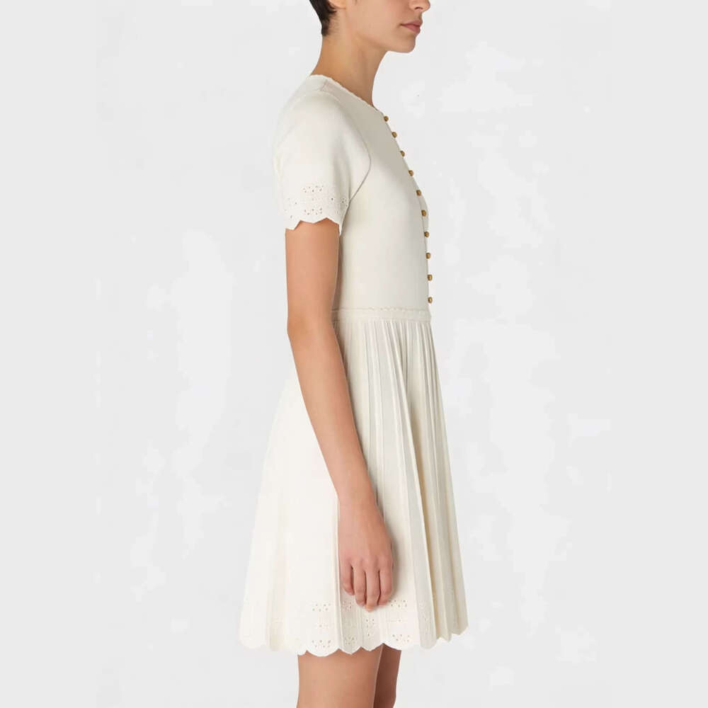 2026 summer new women's designer French k30 elegant slim fit single breasted waist knit pleated skirt