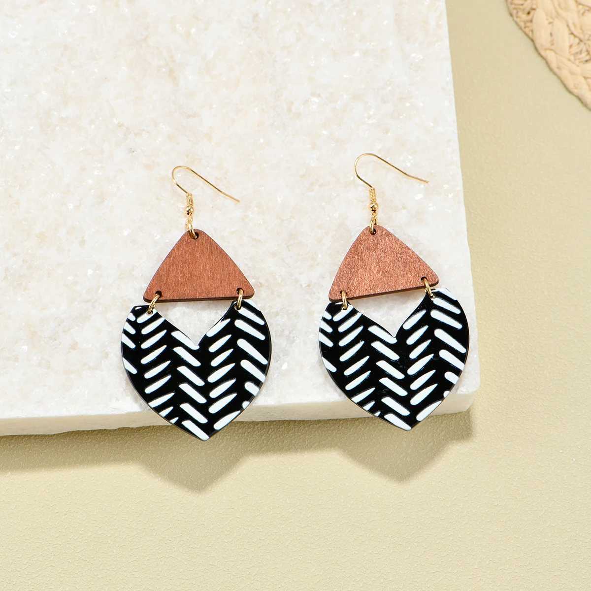 Trendy Geometric Style Earrings Wooden Triangle Splicing Colorfulful Polka Dot Stripess Personalized Versatile Earring Set H260403