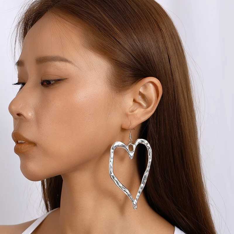 Fashion Exaggerated Big Hollow Love Heart Drop Earrings for Women Girls Party Festival Jewelry Gifts H260403