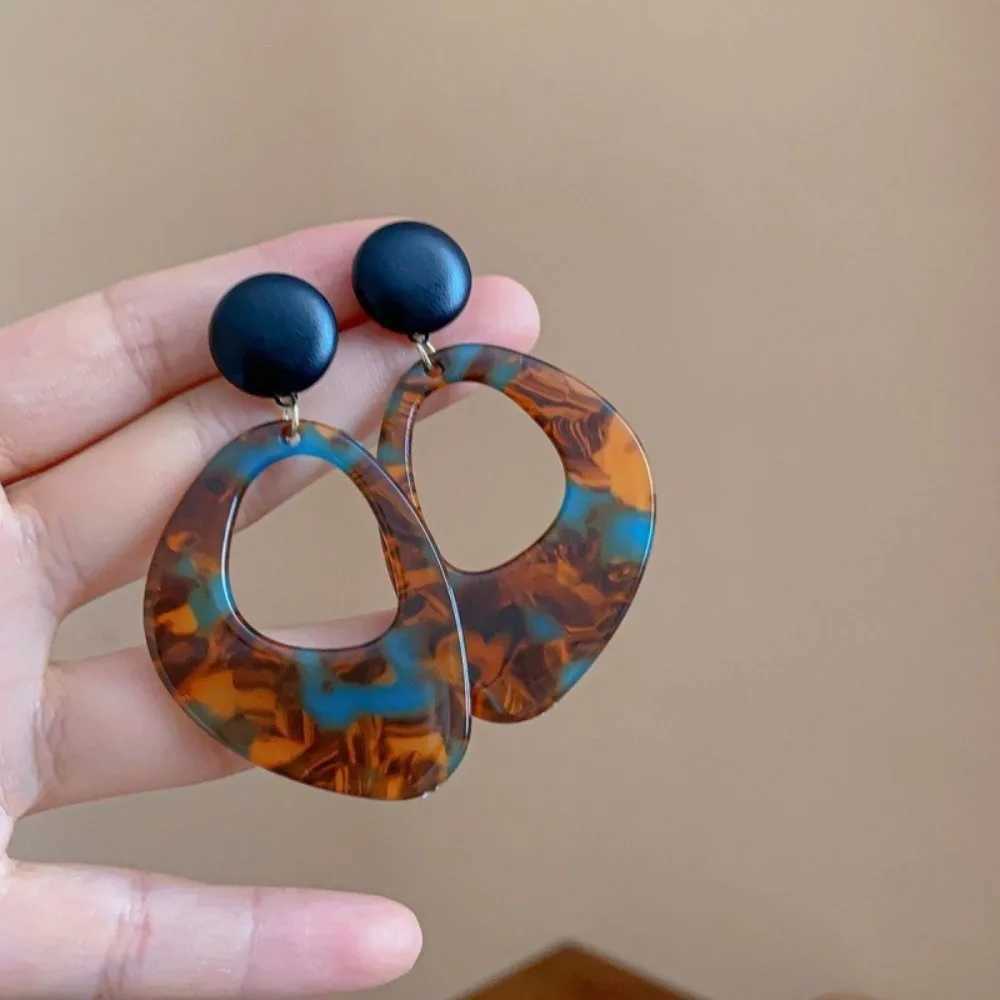 Retro Exaggerated Irregular Geometry Leopard Print Acrylic Pendant Earrings for Women Charm Personality Dangle Earrings Jewelry H260403