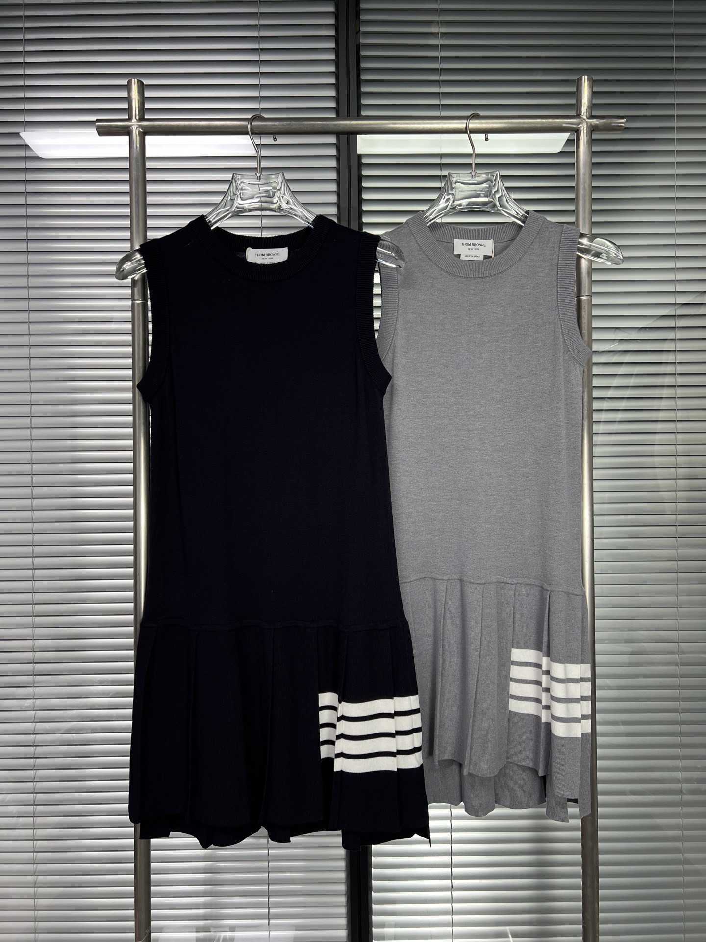 Summer Women's Classic Four-Ribbon Striped Casual Multi-Purpose Round-neck Sleeveless Dress Z260403