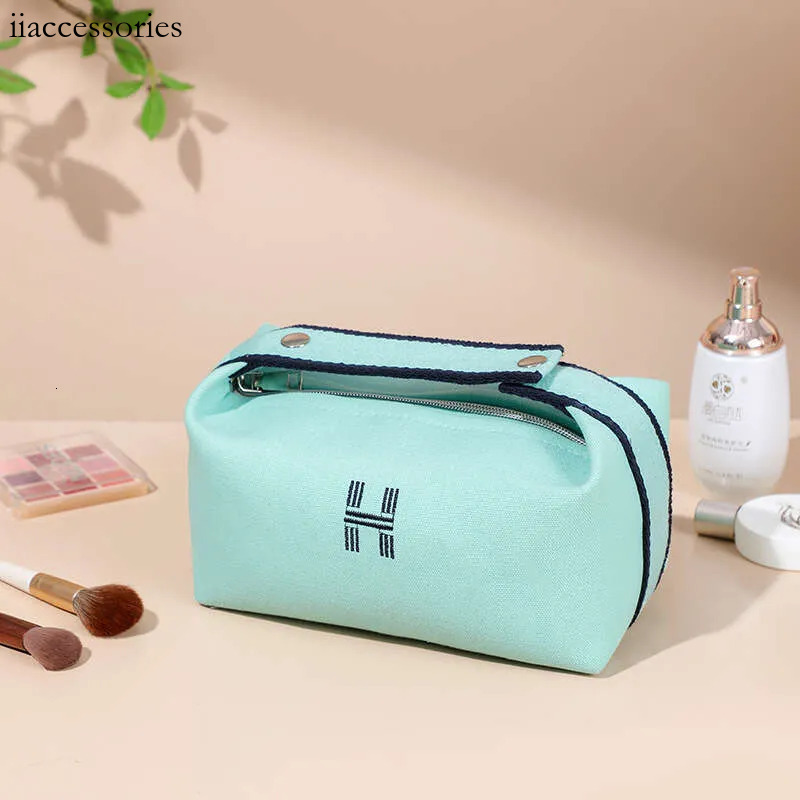 Simple Portable Toiletry Waterproof Dustproof Travel Storage Japanese Style Large Capacity Canvas Handheld Makeup Bag