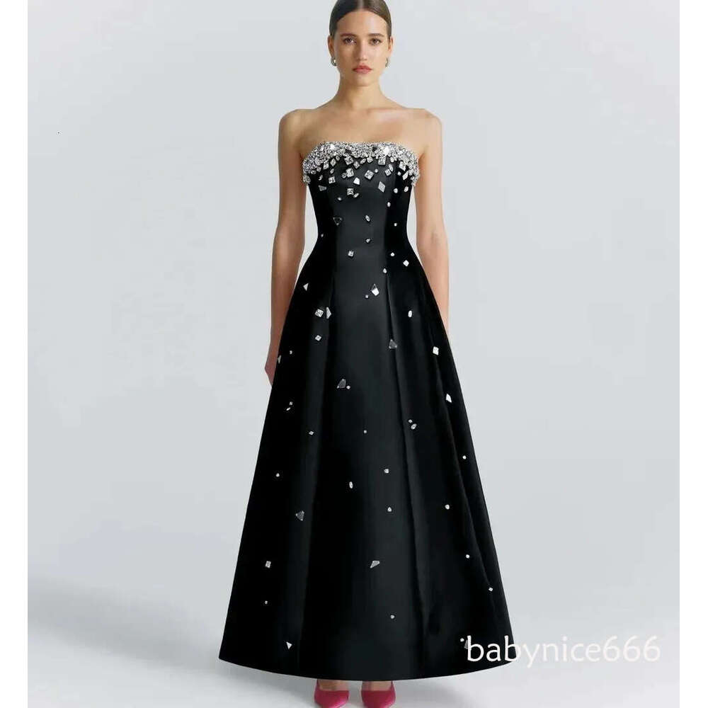 Luxury 2026 Black Evening Formal Dress Strapless Crystal Beads Women A-line Satin Prom Party Gowns Birthday Wear Arabic Dubai Robe De Soiree