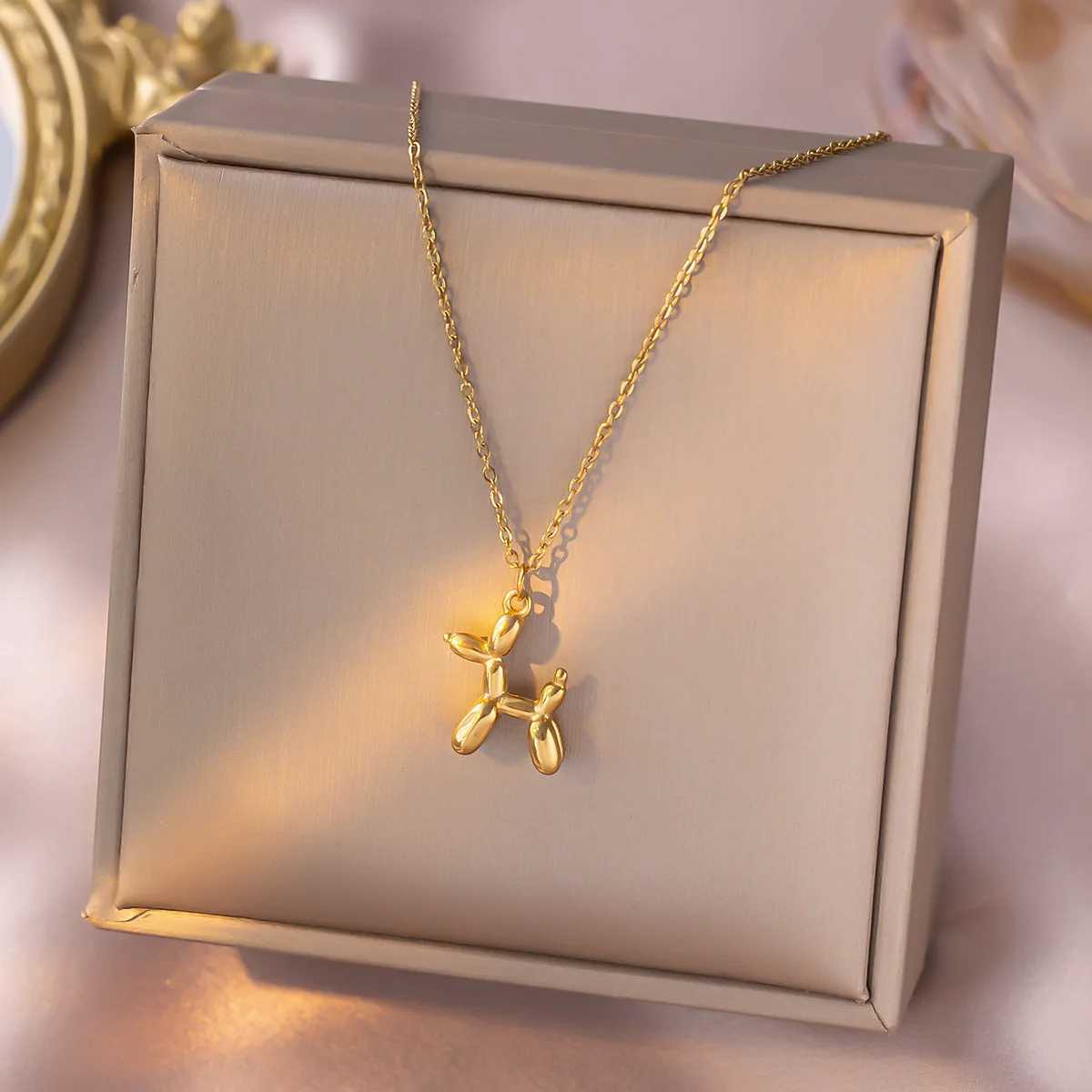 Stainless Steel Balloon Dog Pendant Necklace For Women New Trendy Girls Sweet Funny Clavicle Chain Unique Birthday Jewelry Gifts H260403