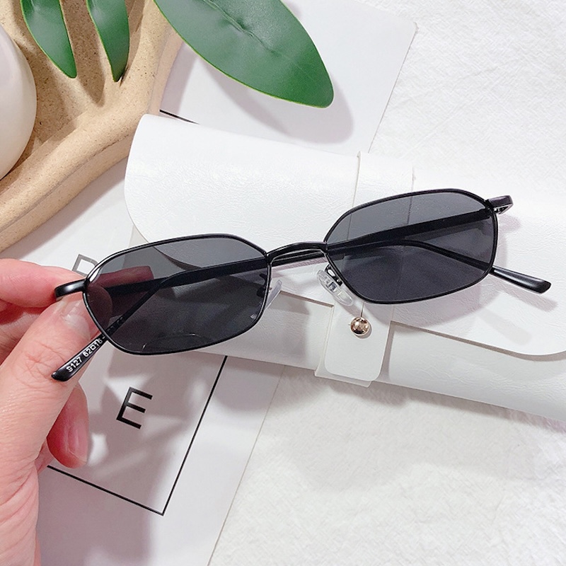 CB Small Square Sunglasses Women Men Brand Steampunk Metal Frame Sunglasses Men Retro Glasses UV400 Eyeglasses Summer Beach Outdoor Travel Fashion Acc
