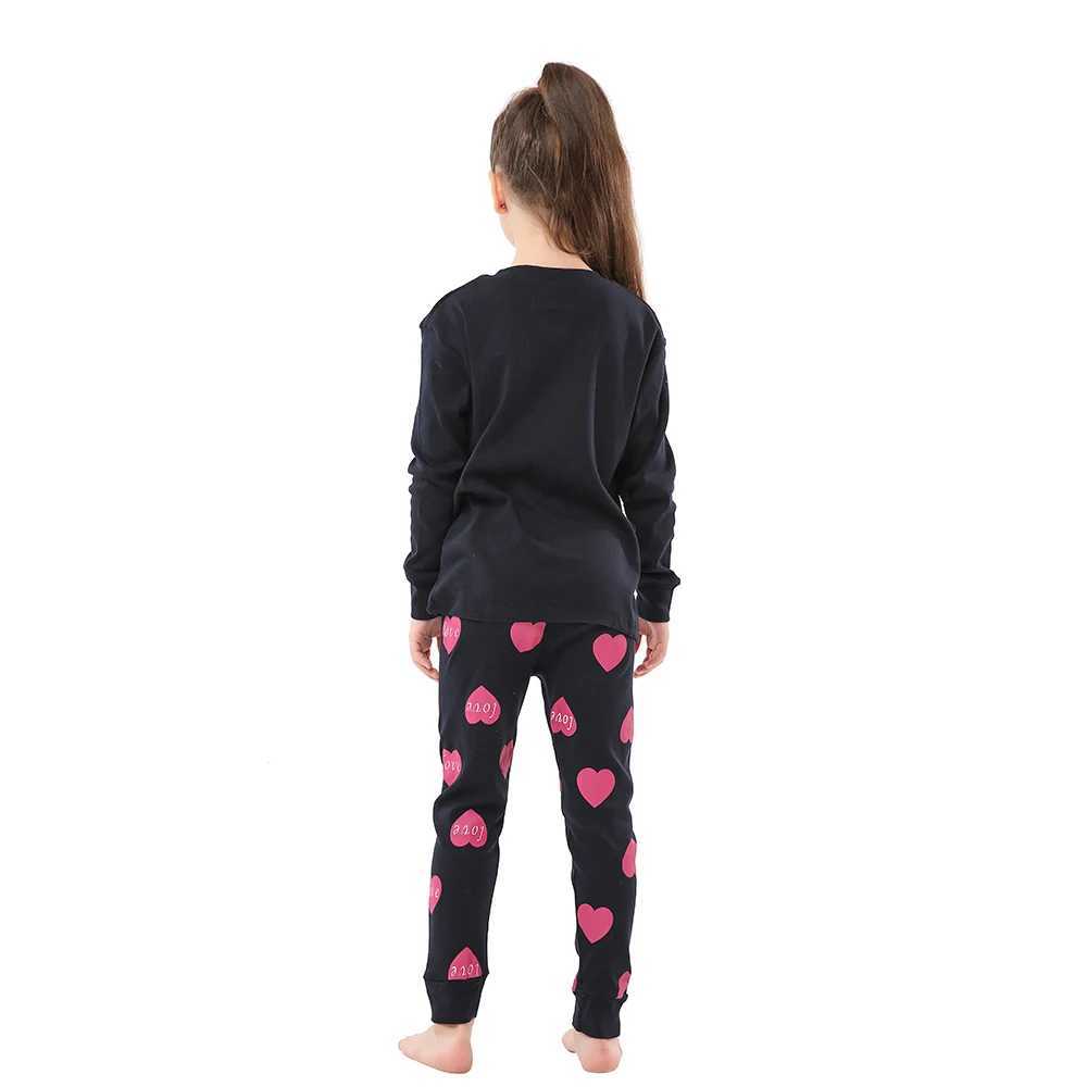 100 Cotton Christmas Pajamas Long Sleeve LOVE Girls Suits Baby Wears Girls 2pc Pyjamas Sets For Children Kids Clothing Set H260403