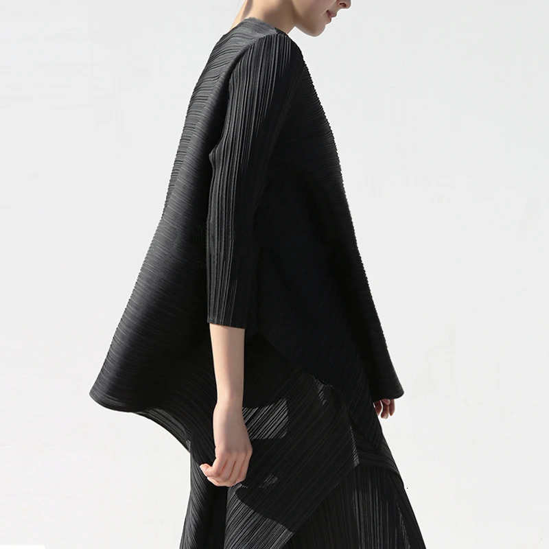 Miyake Pleated Women Two Piece Sets Summer Long Sleeve T-shirt Tops Ladies Loose Pants Original Causal Clothes 260327