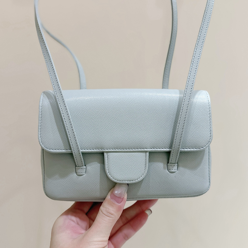 26P Designer Fashion Shoulder Bags 17CM Mirror Quality Spring / Summer New Model Flap Bag Women Luxury Calfskin Crossbody Bag With Box 26PAP5068A