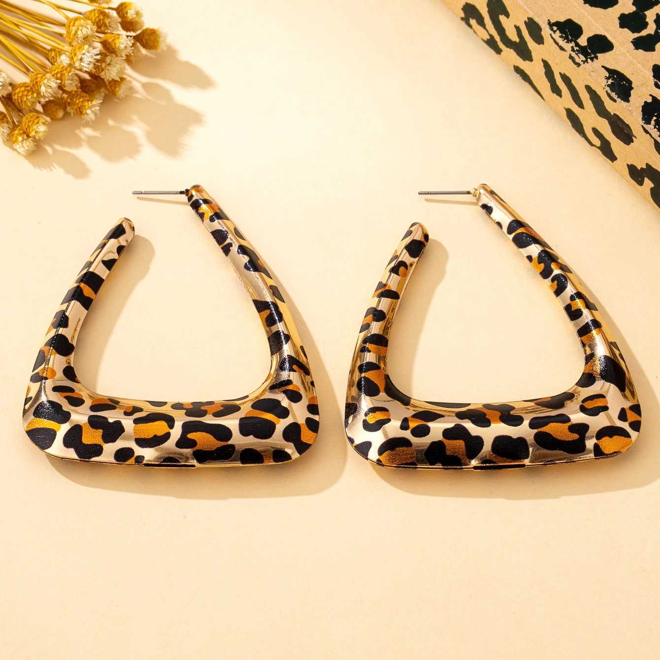 A Pair of Stylish Geometric Minimalist Triangle Exaggerated Earrings Suitable for Everyday Wear by Women H260403