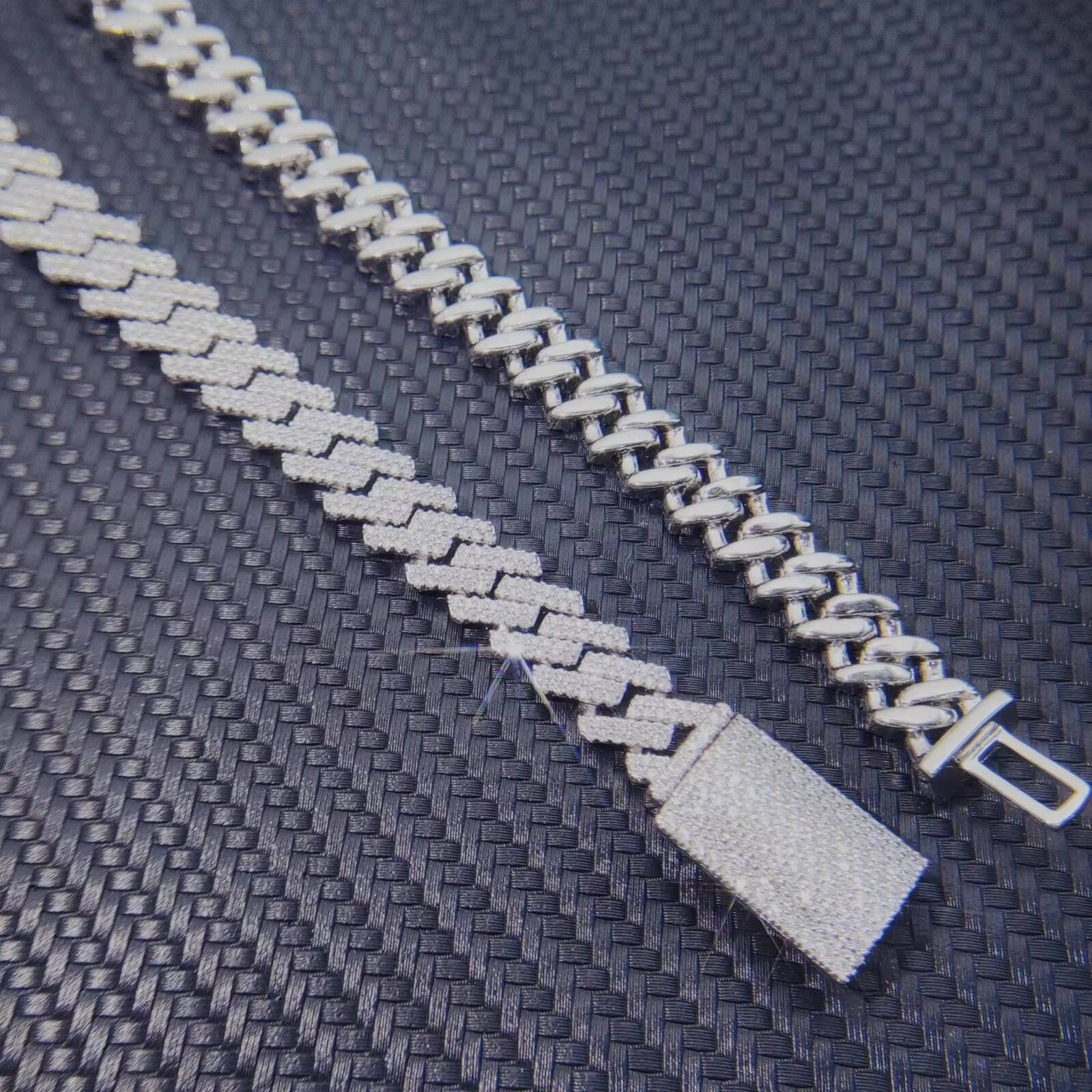 Best Selling 10mm Cuban Chain VVS Moissanite 925 Sterling Silver Hip Hop Jewelry For Unisex From Indian Supplier