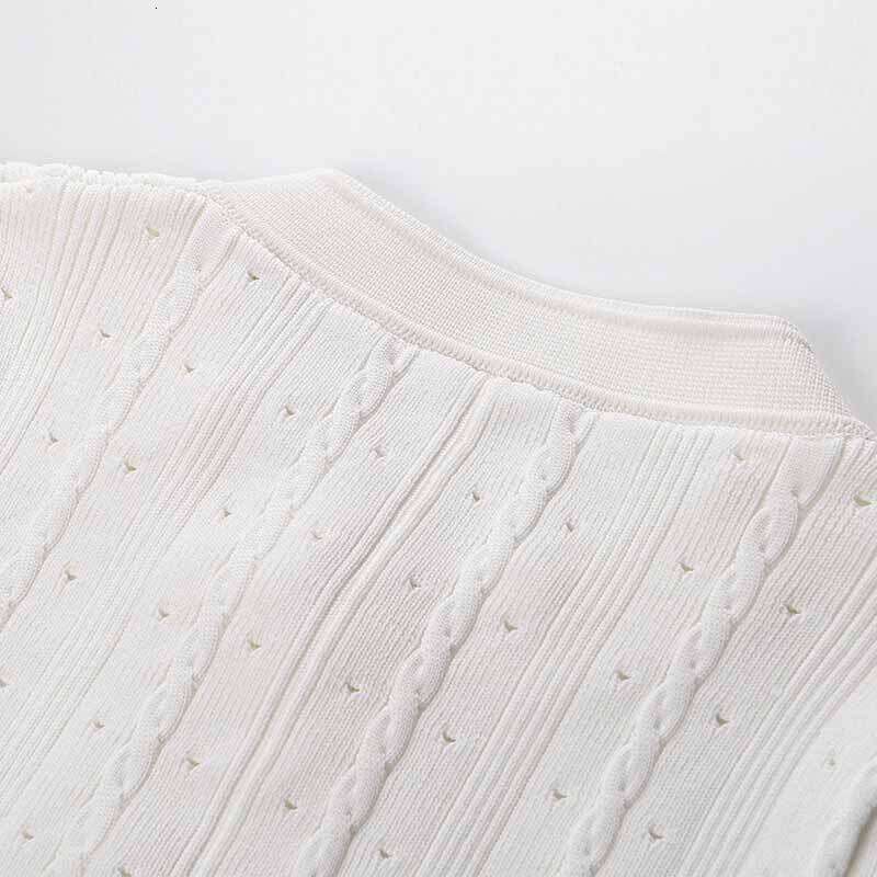S brand's new short-sleeved knitted dress with round neck, single-breasted buttons, k30 hollow-out design, waist-cinching and slimming effect