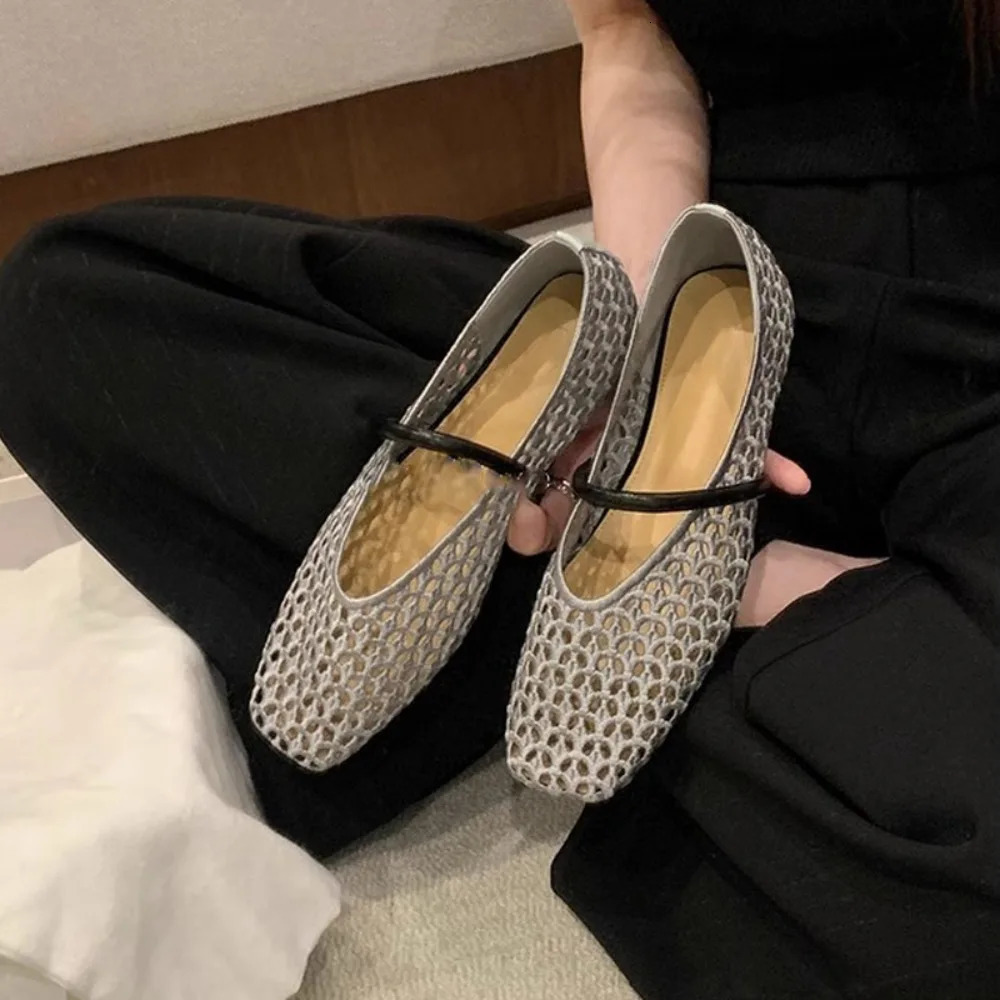 Square Head Hollow Woven Casual Comfortable Womens Flat Shoes Cut-out Mary Jane Single-layer Shoes Fishnet Shoes 260402
