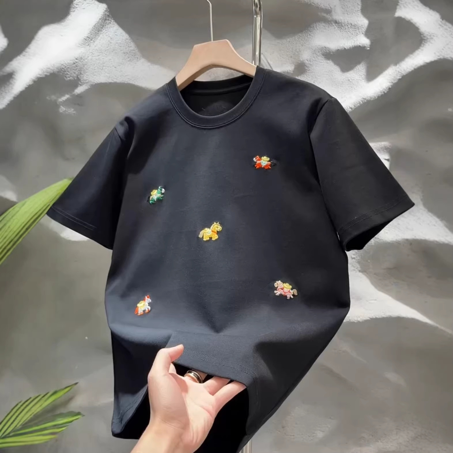 Luxury Brand Designer T-shirt 2026 Spring New Year Edition Red Horse Year Embroidery Unisex Trendy Brand Short Sleeve Casual Versatile Half Sleeve Top
