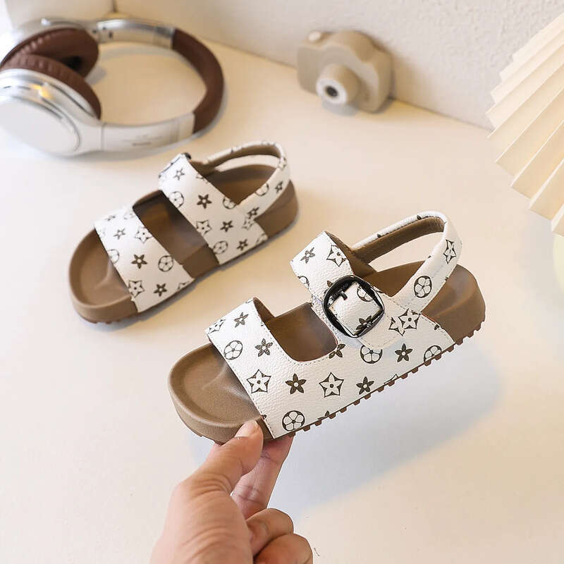 Free Shipping 2026 Summer New Print Design Kids Open Toe Fashion Casual Beach Soft Sole Buckle Sandals for Boys and Girls Large Size 26-36