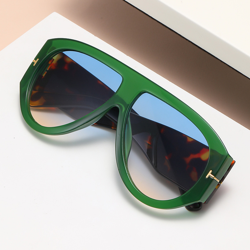Designer's Luxury Large Frame Sunglasses With European And American Style High-end Pilot Glasses Luxurious Retro UV Resistant Cross-border Women&