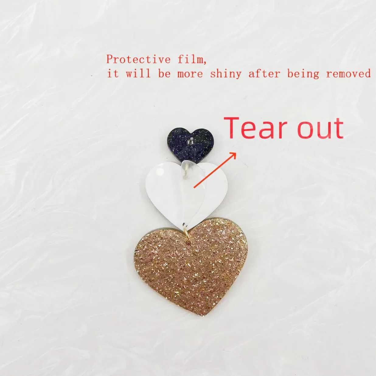 A Pair of Womens Dangle Earrings Exaggerated Leopard Print Acrylic Heart-Shaped Nightclub Party Style Earrings Suitable for Everyday Wear H260403