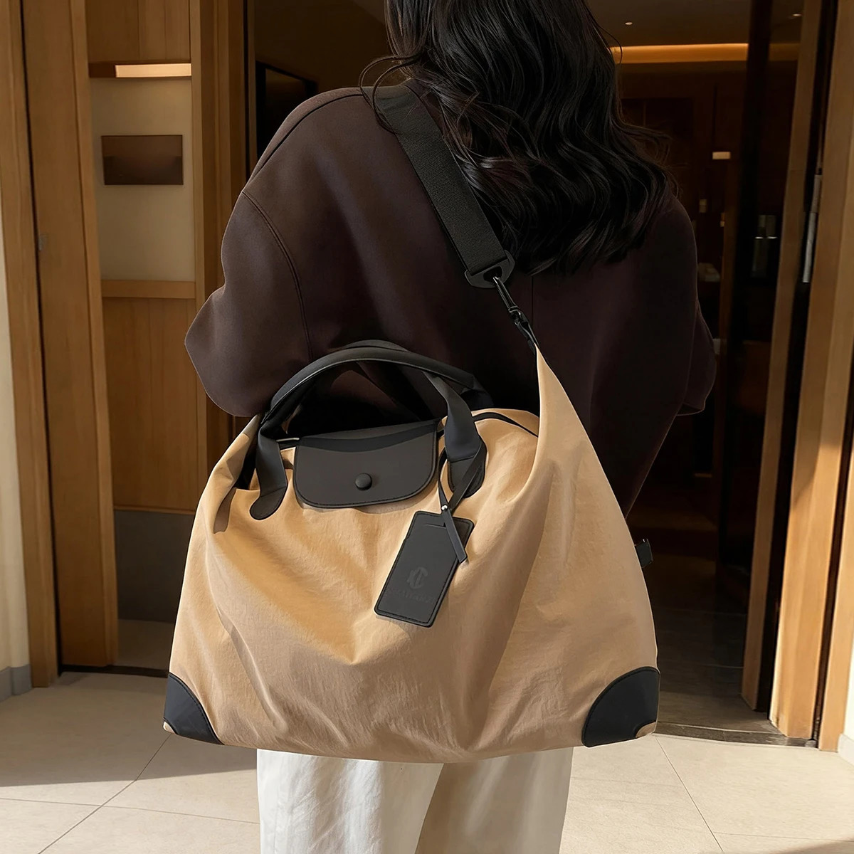 ShortDistance Travel Bag Womens Sports and Fitness Business Trip CrossBody Lightweight Luggage LargeCapacity Swimming Tote 260325