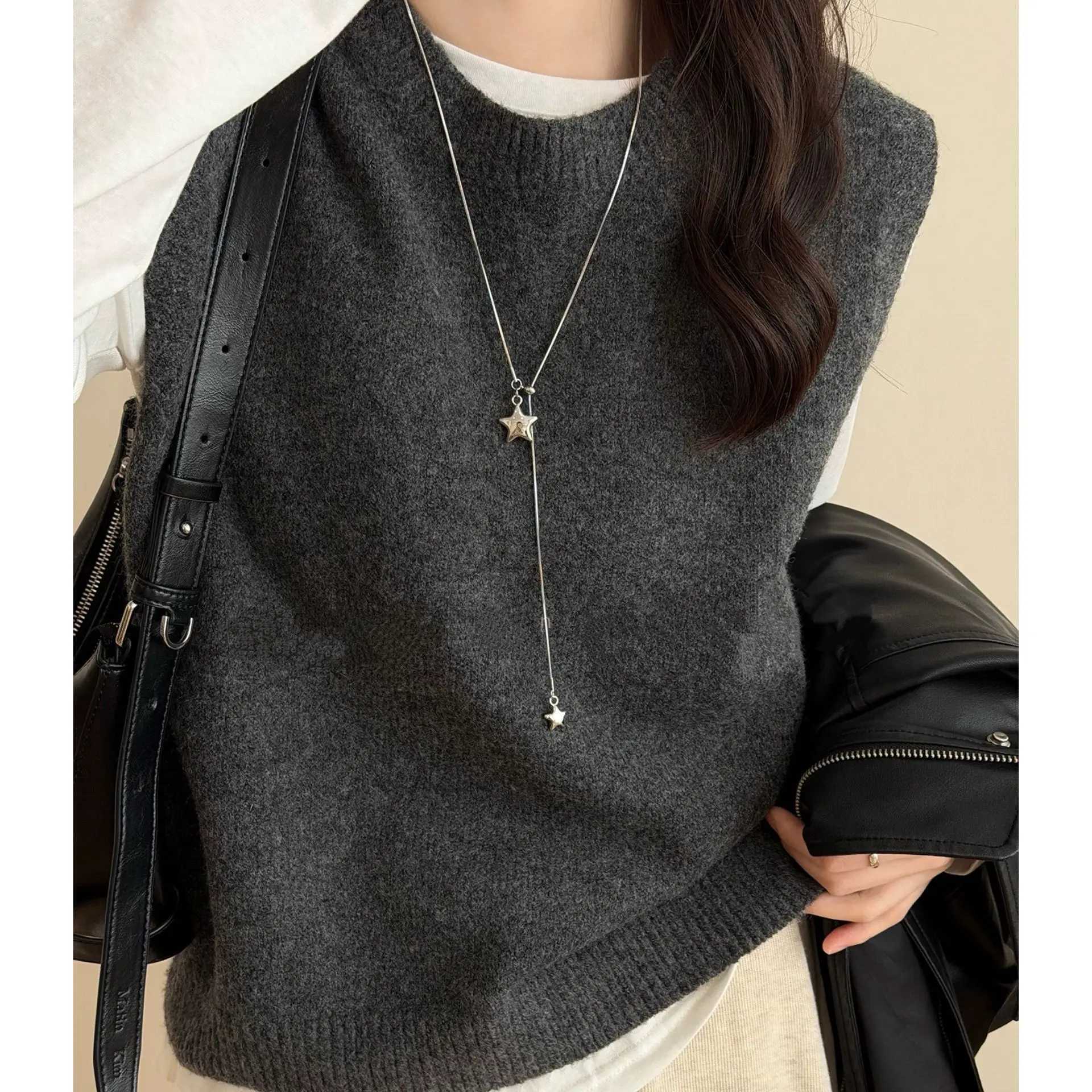Star Five-pointed Star Sweater Chain - Elegant and Stylish Winter-Spring New Design Long Necklace for Women - Accessory H260403