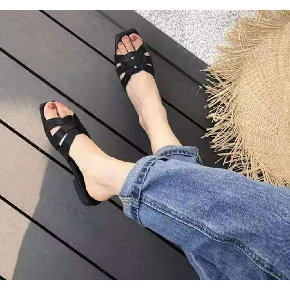 Designer Sandals Ladies Sandals Flannel Slippers women Summer Shoes Shoes Outdoor Beach Slippers Ladies Classic Fashion Casual slides F1