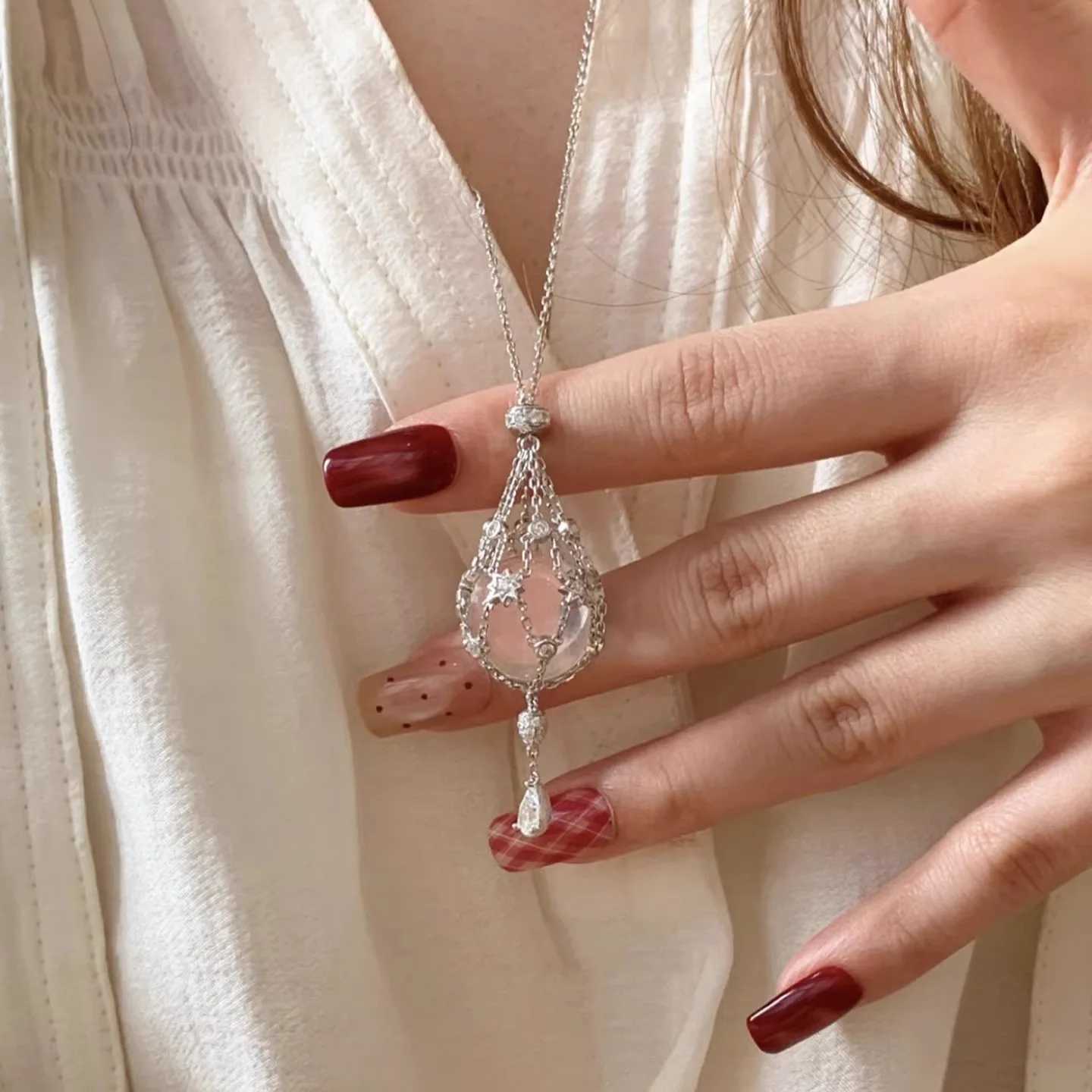 Popular White Crystal Starry Mesh Bag Pendant Retractable Necklace Accessory Niche Design High-end And Versatile For Women H260403