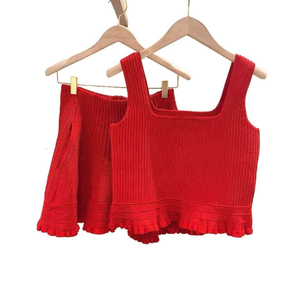 Summer new designer women's fashionable slim k30 fit sexy U-neck sleeveless knitted vest and French short skirt