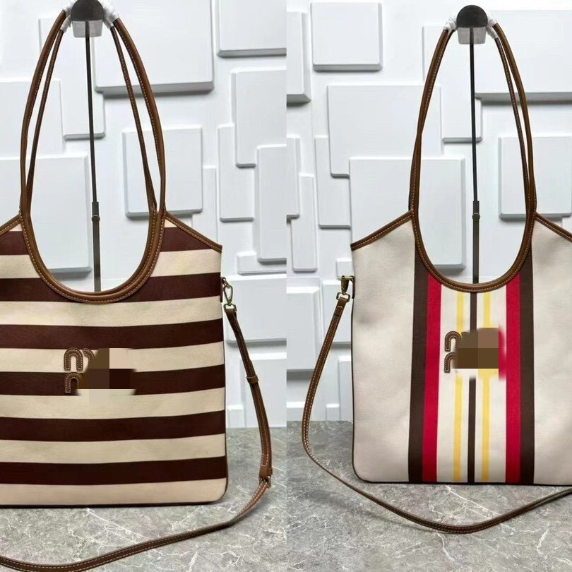 Designer Luxurious Large-capacity Minimalist Stylish Striped Bag 2026 New Style Bohemian And Laid-back Summer Shopping Handbag Shoulder Bag