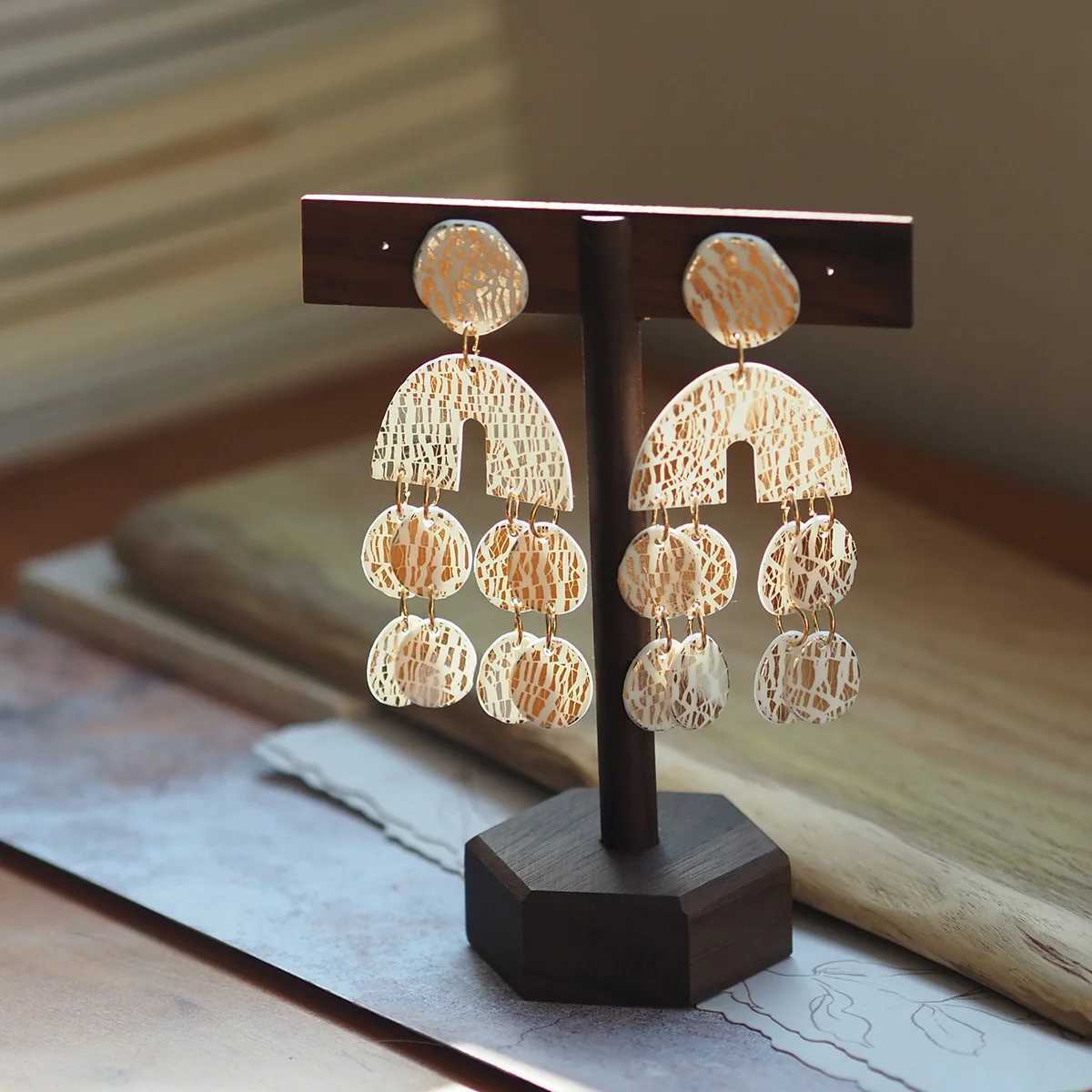 Polymer Clay Boho Geometric Dangle Earrings for Women Half Moon Arch with Coin Discs Textured Statement Lightweight Gift New H260403