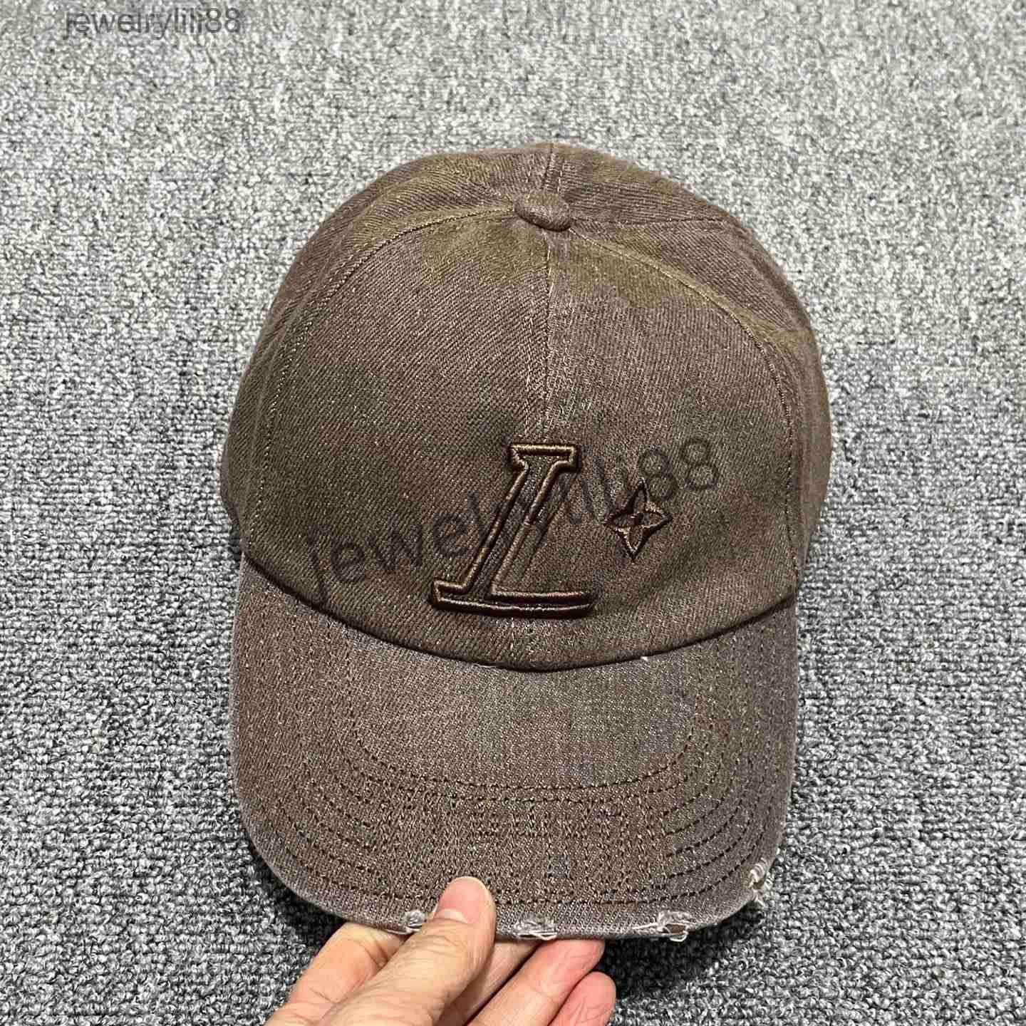 louise hat lvness louisities Lvtity Designer Womens Ball Caps Spring Casual Rhinestone Letter Hat louis vouiton louisvouitton lvs lvt vuitton louicap vittuon