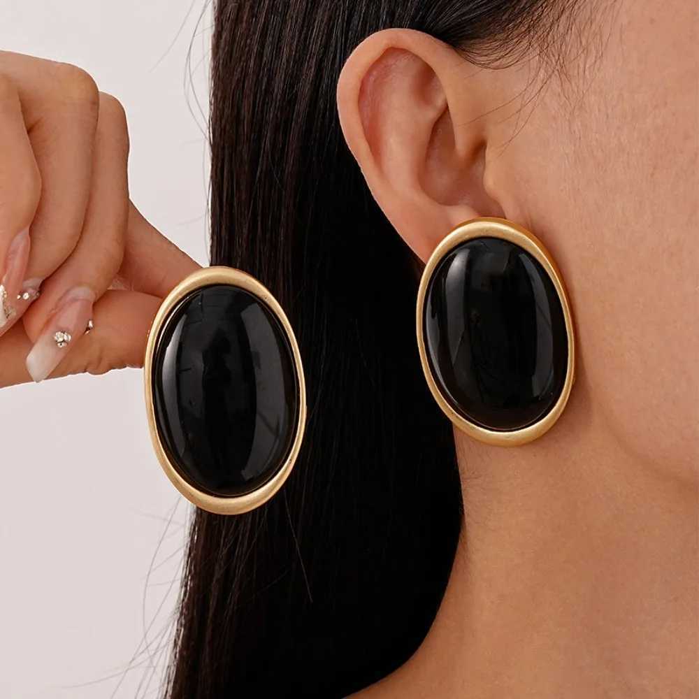Exaggeration Retro Geometric Ellipse Resin Stud Earrings for Women Personality Charm Wedding Bride Party Jewelry No Fade Gift H260403
